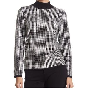 Tahari Women’s Houndstooth Knit Pullover Sweater Size M Long Sleeve Black Plaid